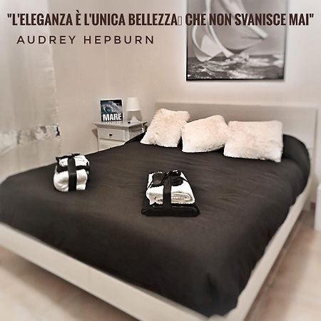 La Terrazza Sul Reno - In Pieno Centro-Due Passi Da Villa Chiara - Comodo Unipol Arena Casalecchio Di Reno Extérieur photo