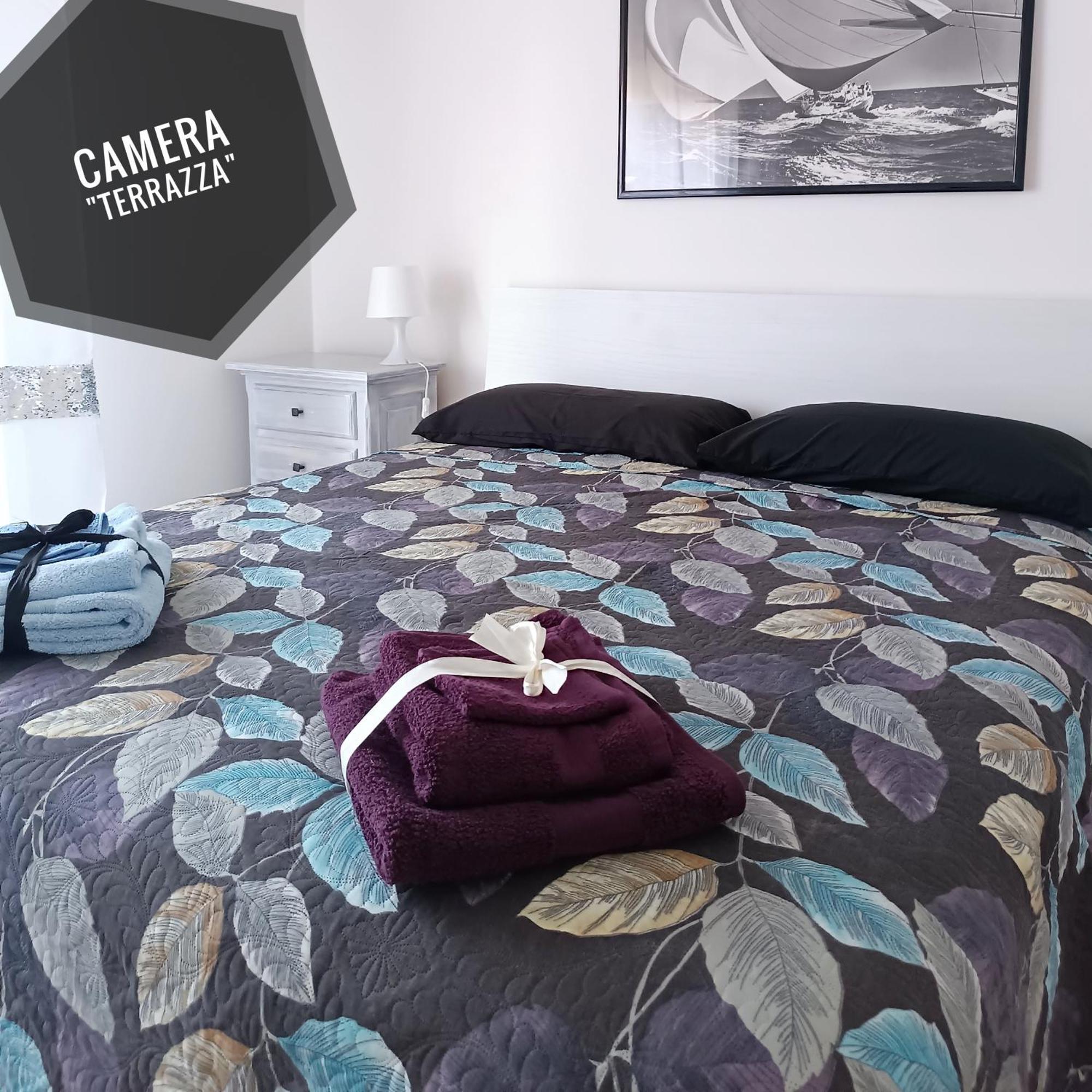 La Terrazza Sul Reno - In Pieno Centro-Due Passi Da Villa Chiara - Comodo Unipol Arena Casalecchio Di Reno Extérieur photo